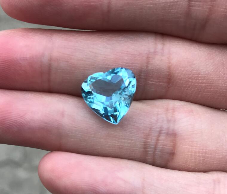 Heart-Shaped Aquamarine for Ring, Pendant