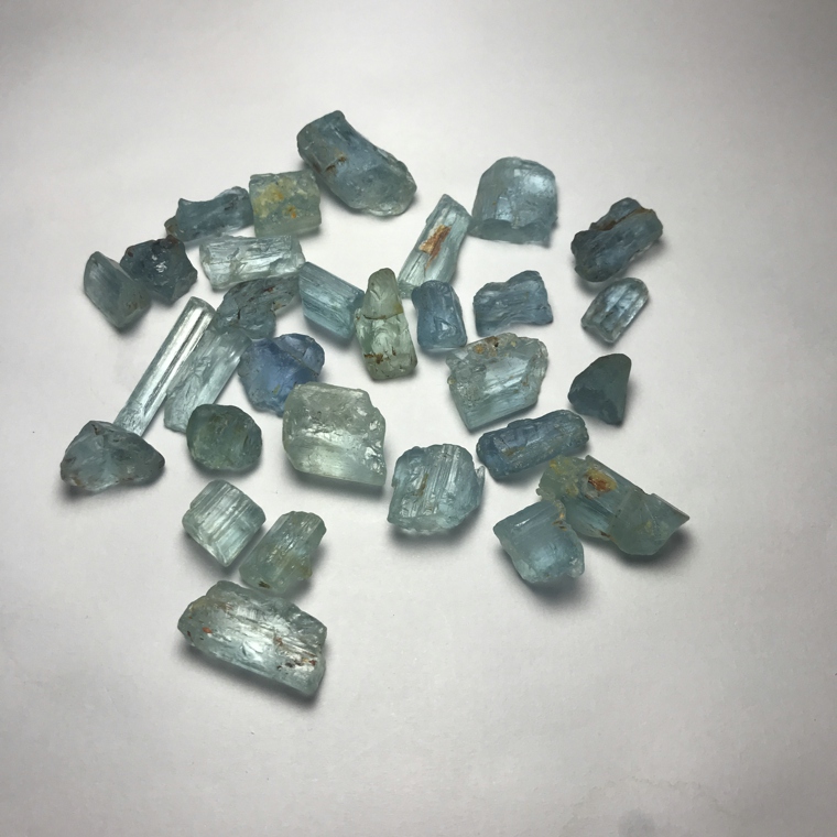 Natural Auquamarine, Cabbing Rough Aquamarine