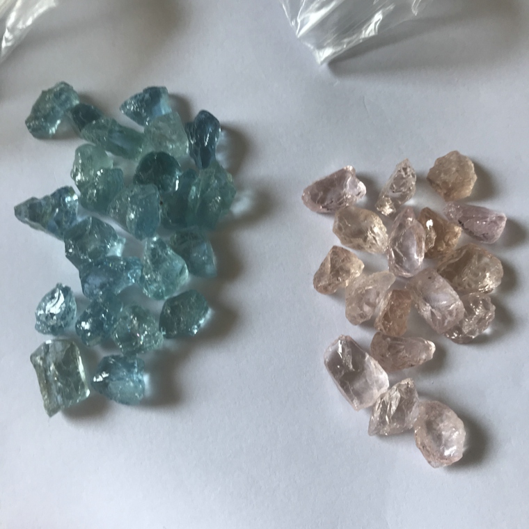 Wholesale Natural Raw Aquamarine from Africa
